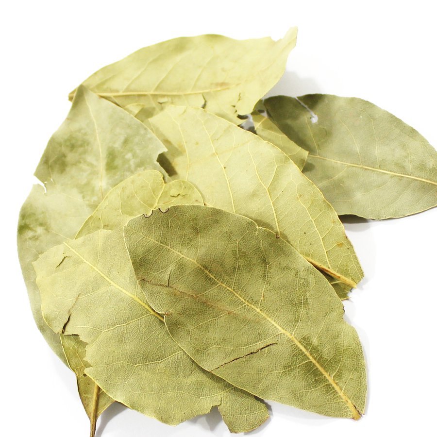 Dried bay leaves